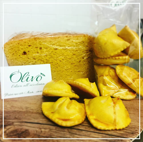Pizza di formaggio e piconi